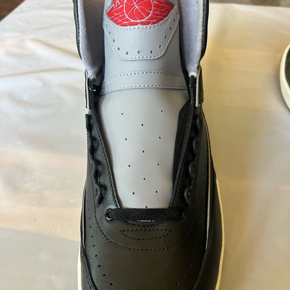 Nike Jordan 2 Retro - Picture 5 of 8